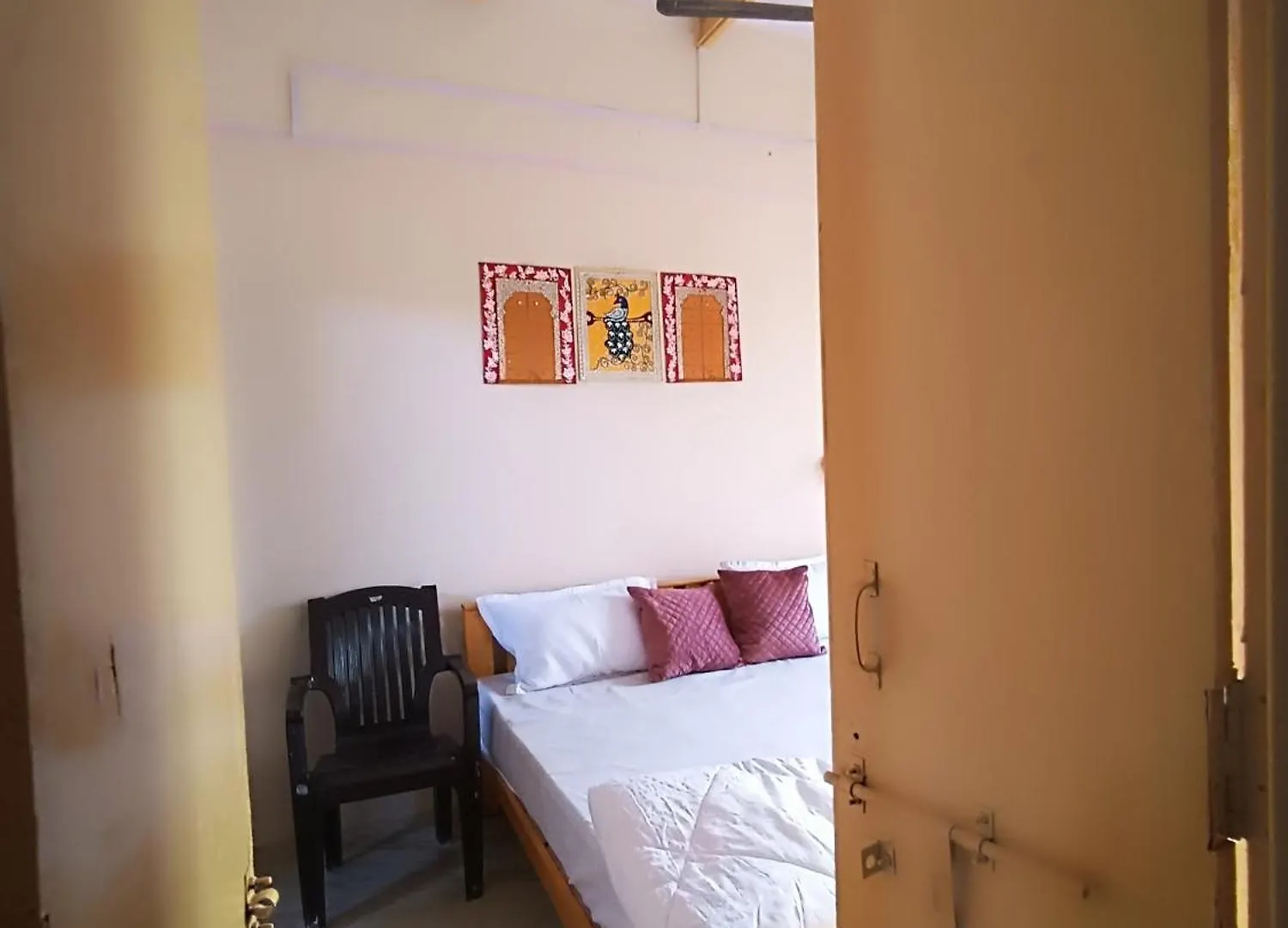 Sukoon River Homestay Benares