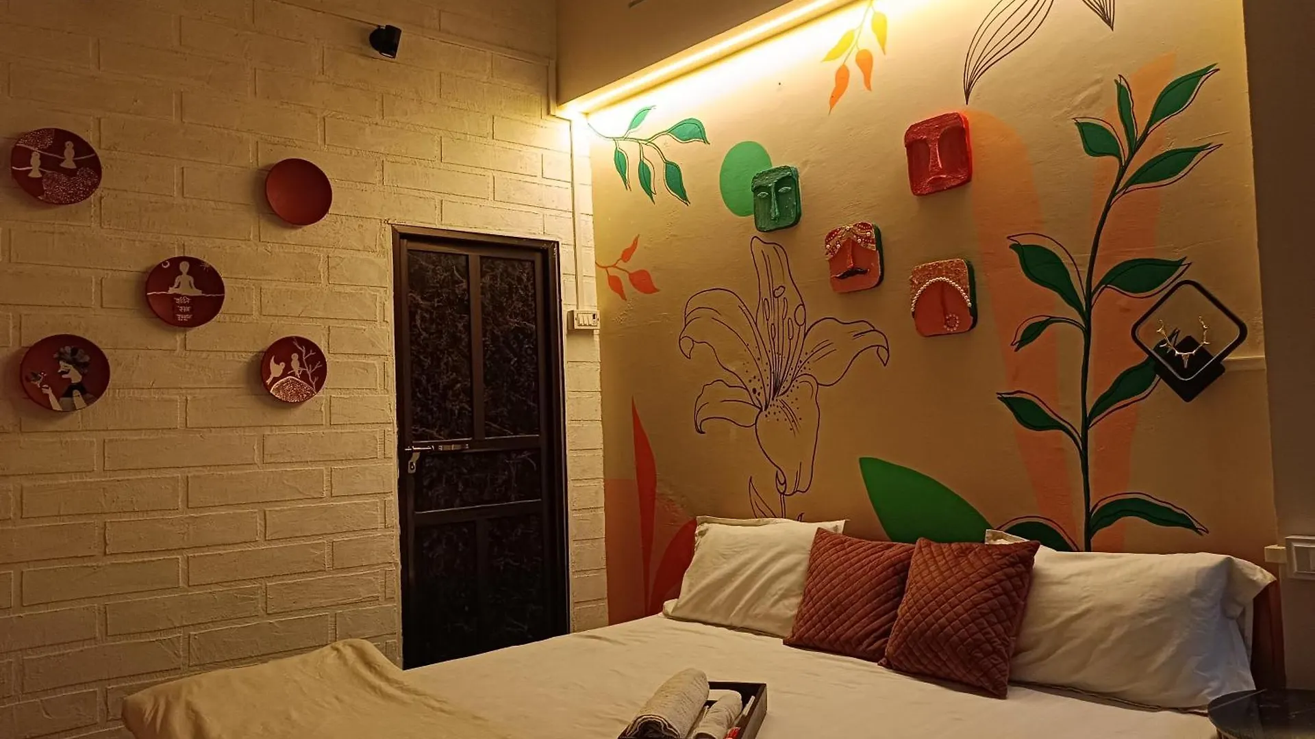 Sukoon River Homestay Benares